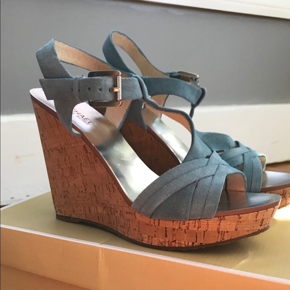 Michael Kors Amber wedges